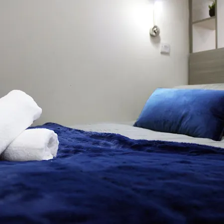 Lovely Studio Flat In Болтон Экстерьер фото